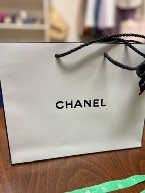 CHANEL White and Black Logo Gift Bag
